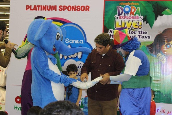 Photoblog: BAMBI® Baby Diaper Brand Hosts ‘Dora the Explorer’ in Jeddah
