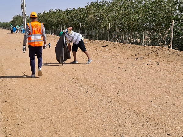 Napco National Employees Participate in the “Green Roads” Event sponsored by King Abdullah University of Science and Technology (KAUST) and in collaboration with its partners RECOM, Dow Chemical Company, and Averda